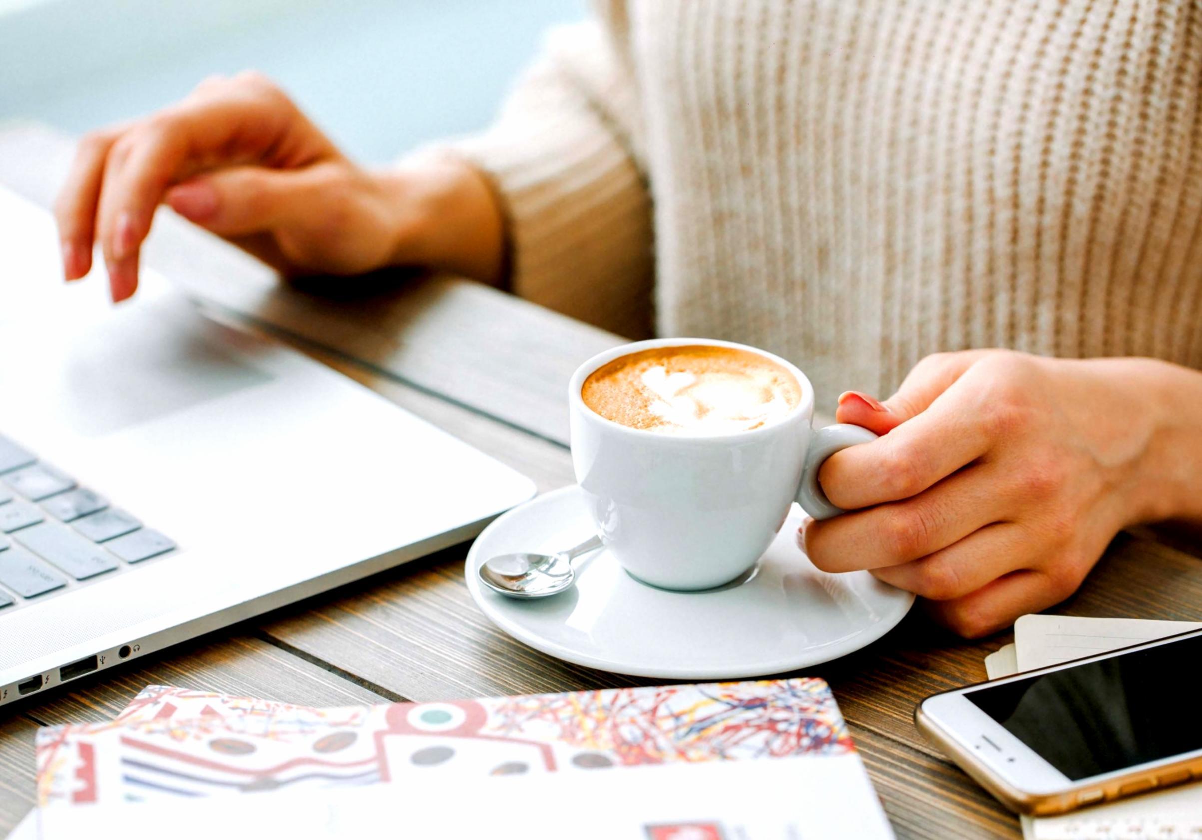 Workshop pratico di budgeting con partecipanti che lavorano su esercizi reali